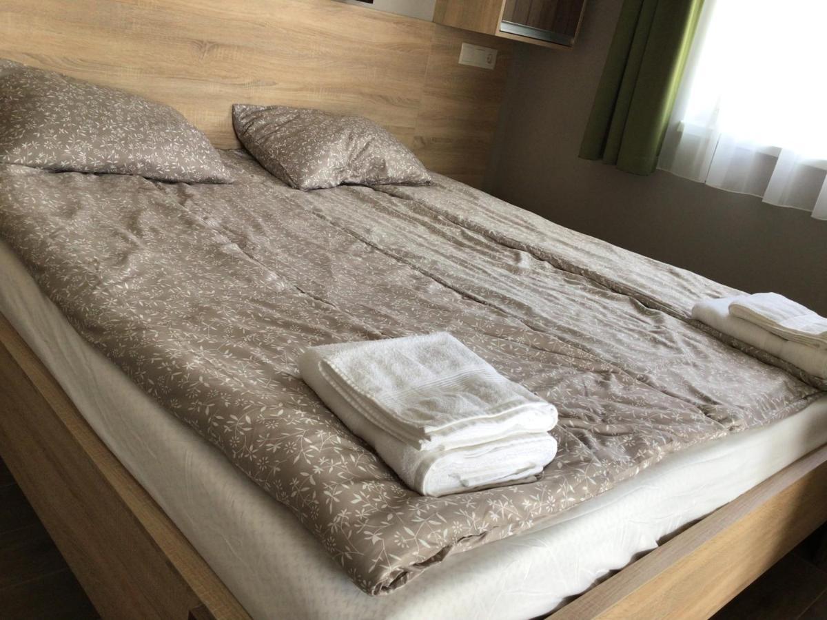 Th-Lux Apartman Hajdúszoboszló Zewnętrze zdjęcie