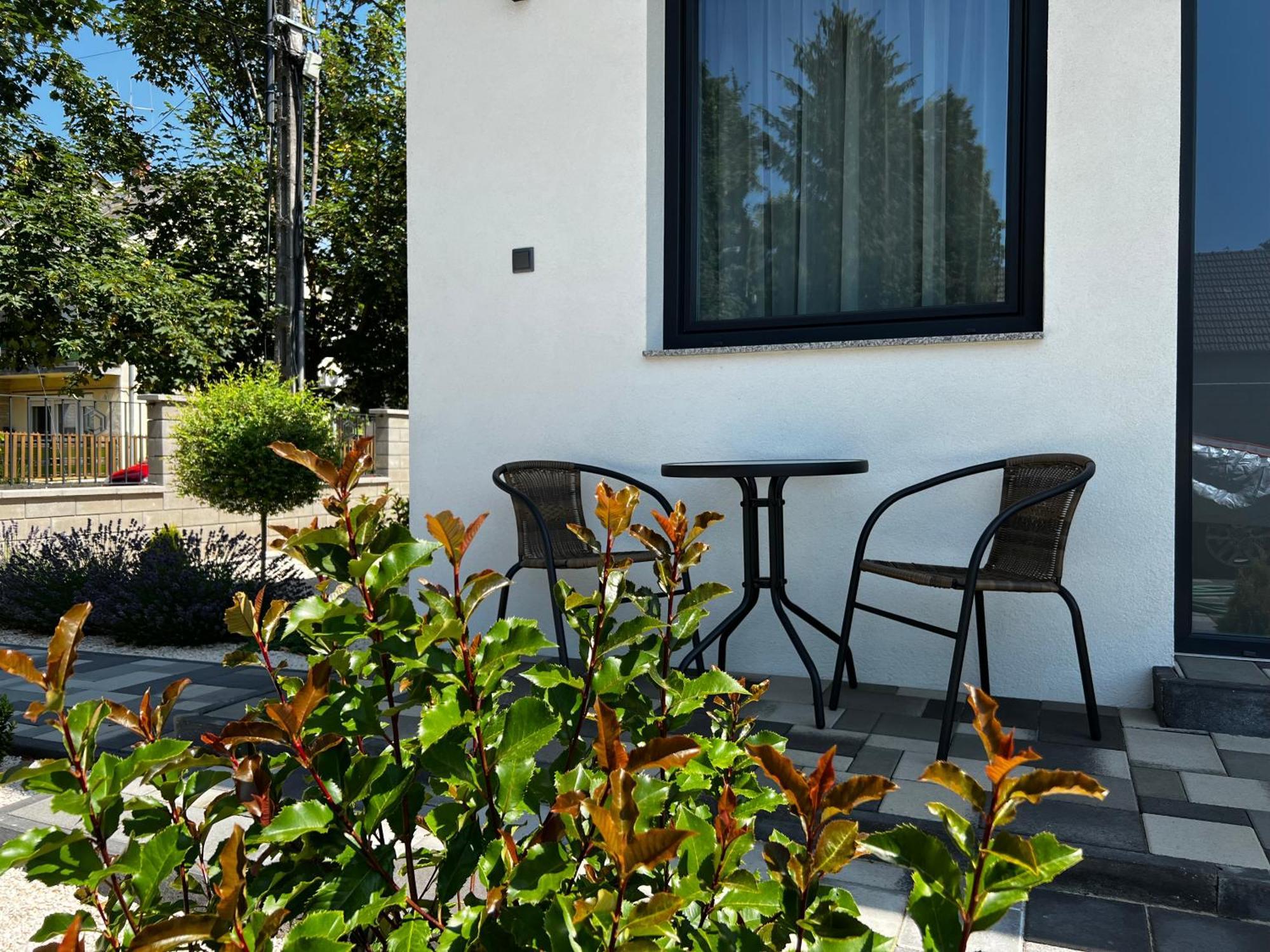 Th-Lux Apartman Hajdúszoboszló Zewnętrze zdjęcie